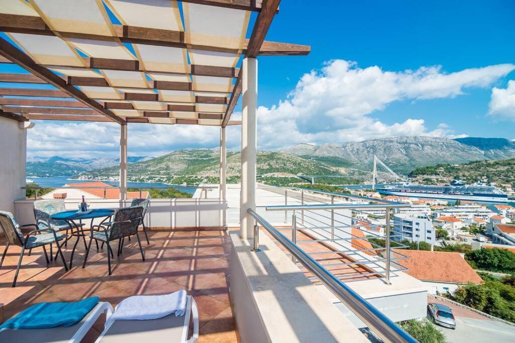 Modern Villa With Swimming Pool - Penthouse Dubrovnik Ngoại thất bức ảnh