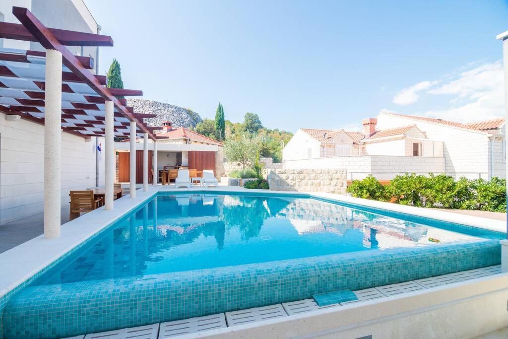 Modern Villa With Swimming Pool - Penthouse Dubrovnik Ngoại thất bức ảnh